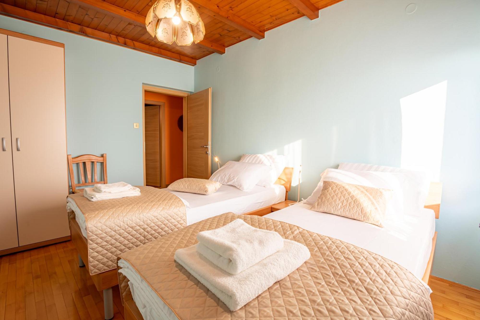 Adriatic Bay Apartments Portoroz Bilik gambar